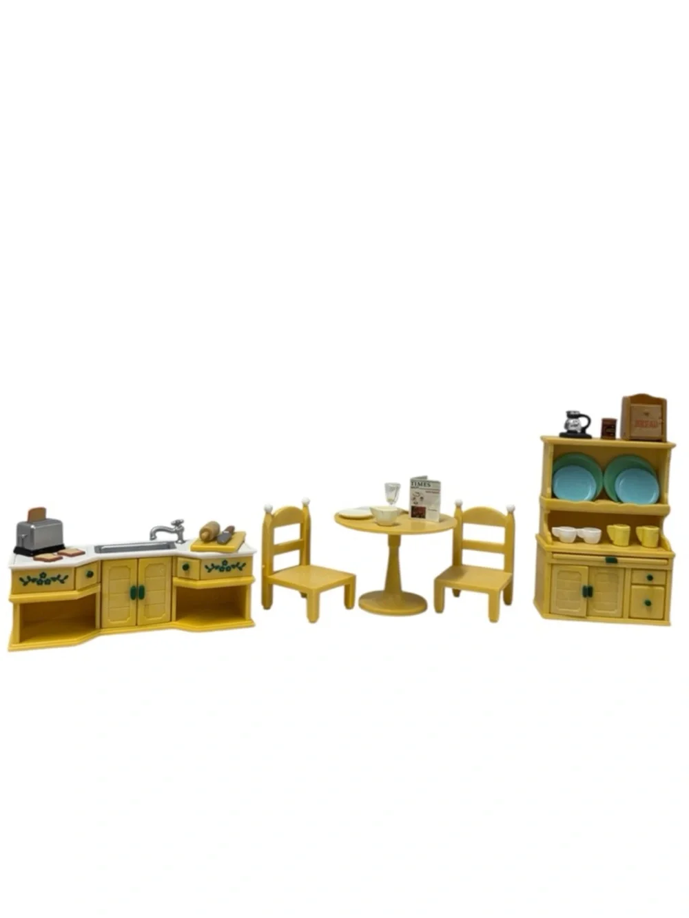 Sylvanian Families Calico Critters Kitchen Table Chairs Cabinet Sink Hutch Lot